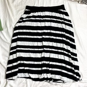 Ava & Viv black & white stripe skirt, sz X